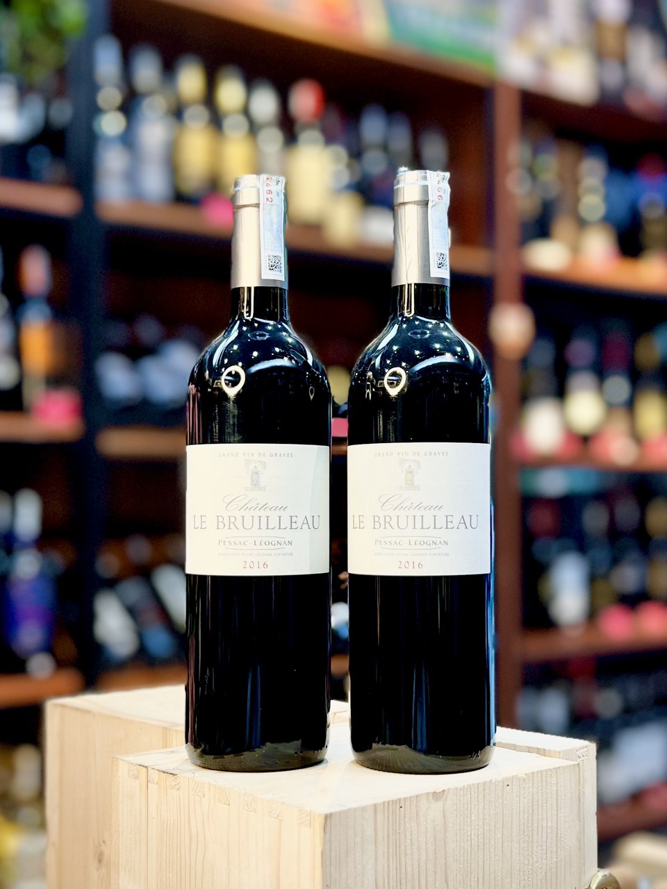 rượu vang đỏ Pháp nhập khẩu Chateau Le Bruilleau