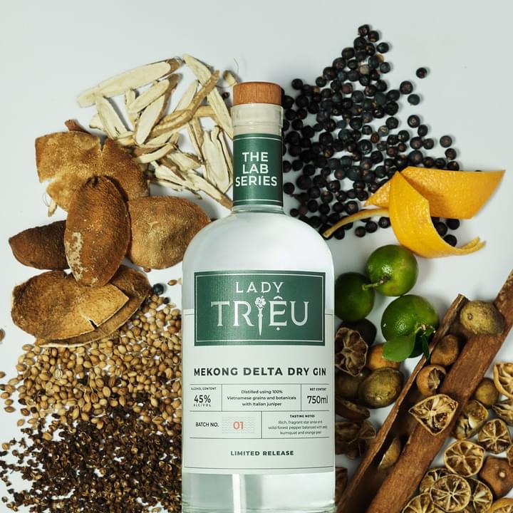 rượu Lady Trieu Lab Series Mekong Delta Dry Gin