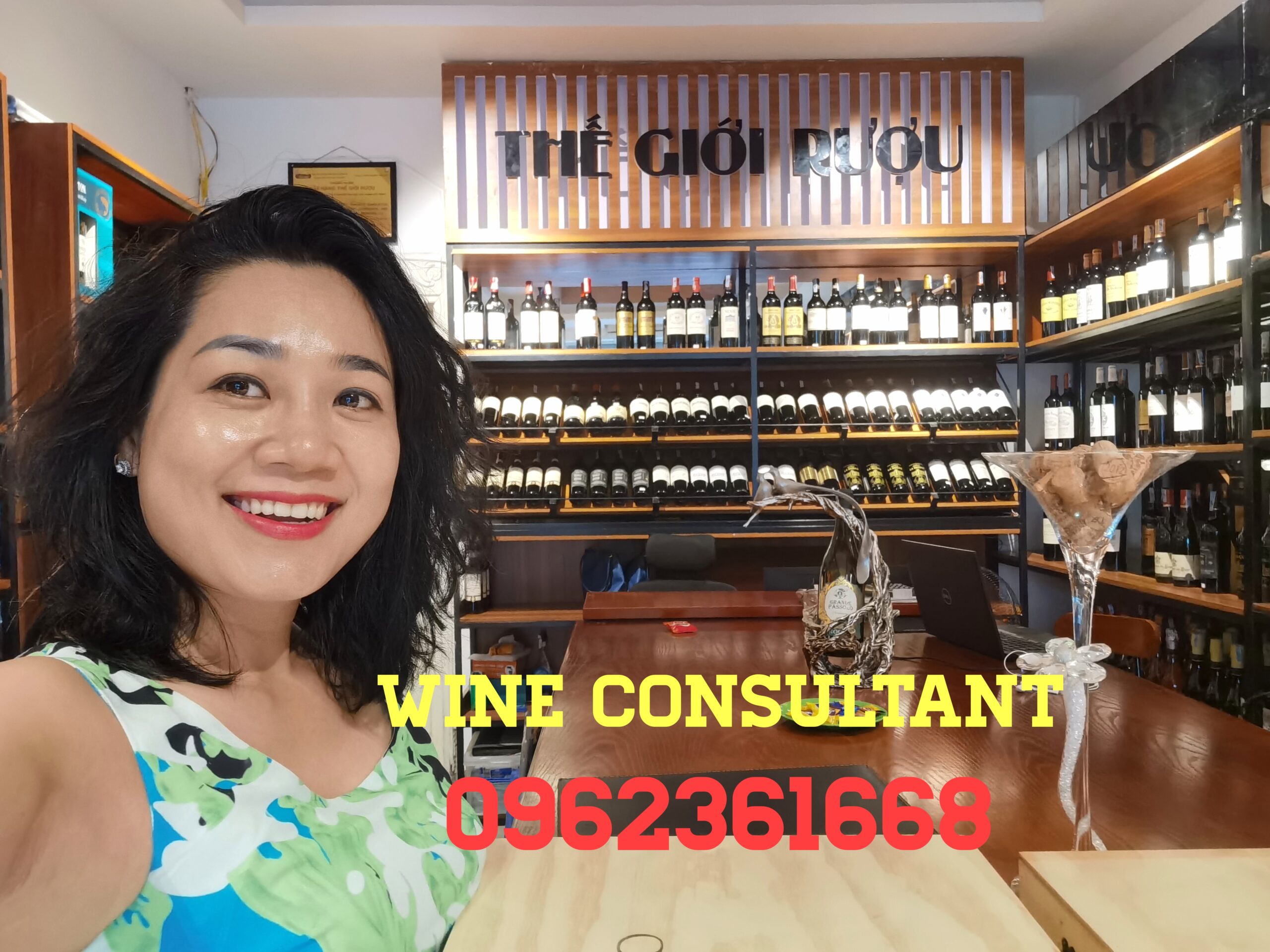 Cửa hàng rượu vang ở Hà Nội